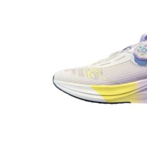 Sport shoes