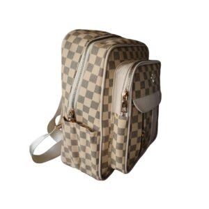 شنطة ظهر "Celine" بنقشة الكروهات (بيج)