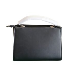 حقيبة "الليدي" الكلاسيكية