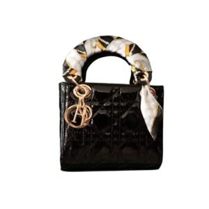 حقيبة اليد الأنيقة "كوينتو" بمقبض مُوشَّح