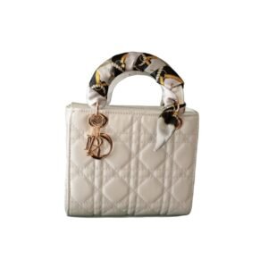 حقيبة اليد الأنيقة "كوينتو" بمقبض مُوشَّح