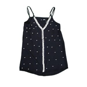 بلوزة سوداء  منقطة ومطرزة بالؤلؤ