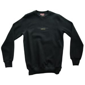 سويت شيرت أسود كلاسيكي بشعار منسوج (Tonal)